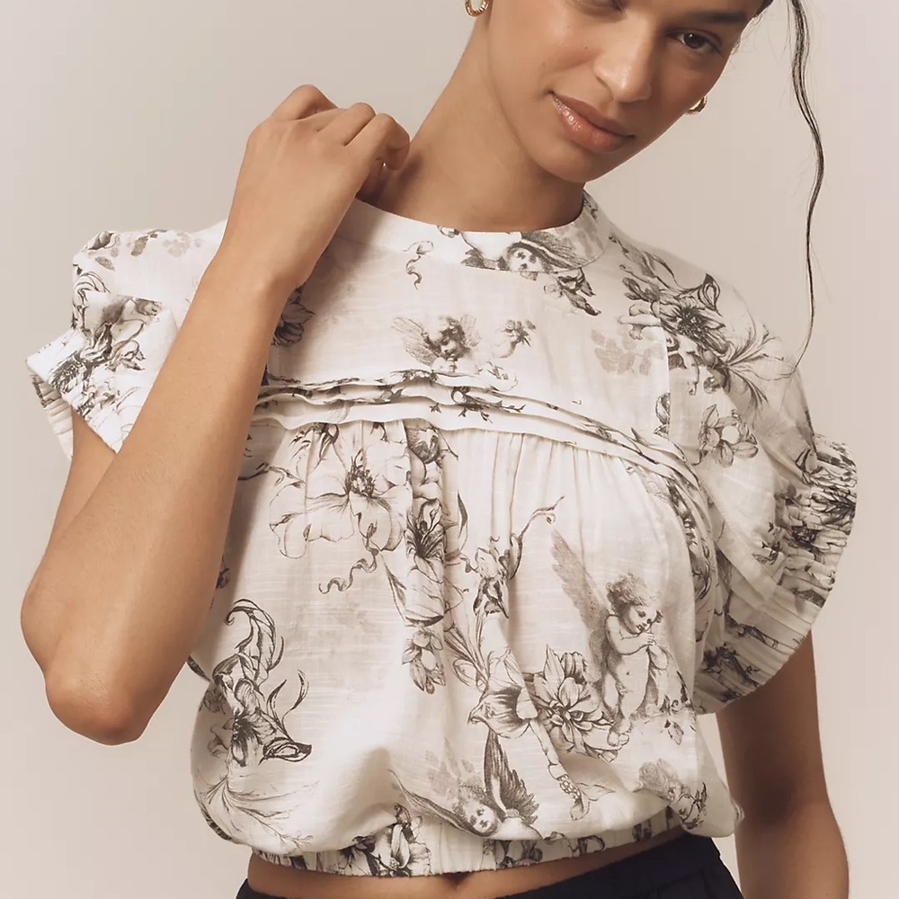 Floral Print Ruffle Sleeve Top